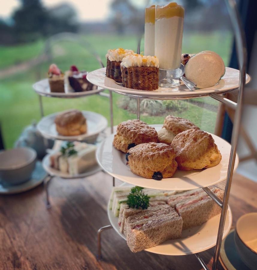 Cottesmore Hotel Golf & Country Club Crawley  Eksteriør billede